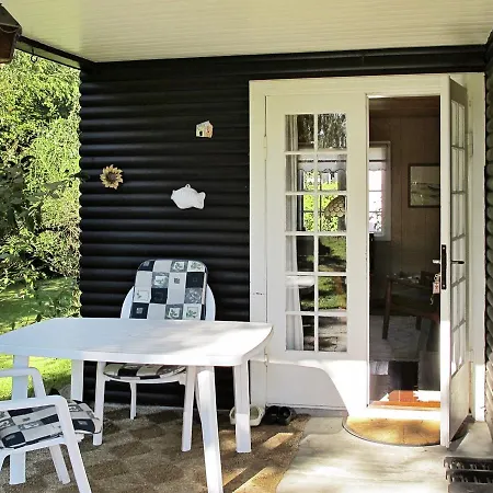 Two-bedroom Holiday In Vaeggerlose 37 Nyaraló
